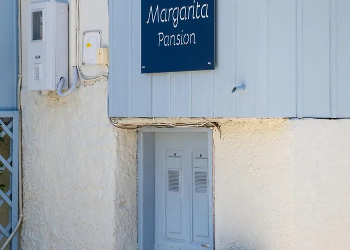 Pansion Margarita * Áyios Nikítas